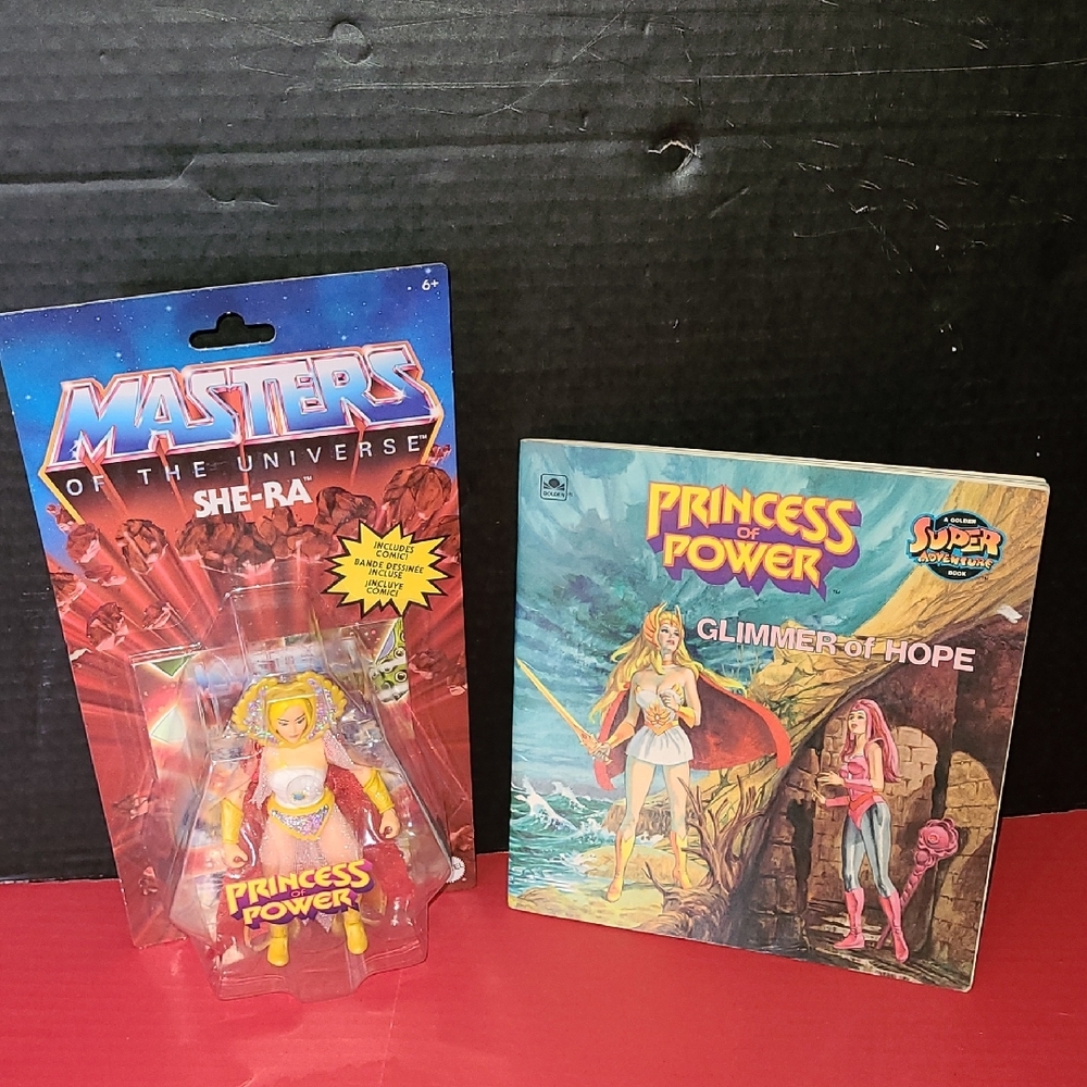 Vintage She-Ra Action Figure and Book Set